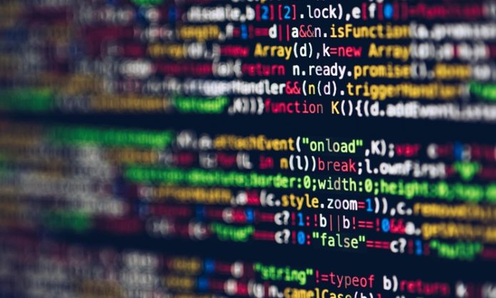 API Nedir Yazılımlar Arası İletişimi Nasıl Sağlar API, yani Application Programming Interface (Uygulama Programlama Arayüzü), yazılımlar arasında iletişimi sağlamak için kullanılan bir araçtır. Günümüzde, çeşitli uygulamalar ve sistemler birbirleriyle entegre olabilmek için API'leri kullanır. API'ler, yazılımlar arasında veri alışverişini kolaylaştıran ve uygulamaların birbirleriyle konuşabilmesini sağlayan bir köprü işlevi görür. Peki, API nedir, nasıl çalışır ve yazılımlar arasındaki iletişimi nasıl sağlar? Konulu bir görsel.