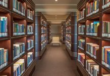 Bilimsel çalışmaların sağlam bir zemine oturtulması, mevcut bilgilerin incelenerek yeni katkılar sunulması açısından büyük önem taşır. Bu sürecin en temel adımlarından biri olan literatür taraması, yalnızca akademik tezlerde değil, her tür bilimsel yayın ve projede vazgeçilmez bir yer tutar. Giderek dijitalleşen bilgi dünyasında, doğru bilgiye ulaşmanın yolu da etkili bir literatür taramasından geçmektedir. Konulu bir haber görseli.