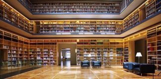 Akademik Yayın Nedir ve Akademik Dünyadaki Rolü Akademik yayın, bilimsel bilgi üretiminin ve paylaşımının temel taşlarından biridir. Araştırma sonuçlarının, yeni bulguların ve teorilerin dünya çapında paylaşılmasını sağlayan akademik yayınlar, bilimsel dünyada önemli bir yer tutar. Bu yayınlar, yalnızca akademisyenlerin değil, aynı zamanda öğrencilerin, araştırmacıların ve profesyonellerin de bilgi edinmelerini sağlar. Akademik yayınlar, bireylerin ve toplulukların bilgiye erişimini sağlar ve bilimsel ilerlemenin hızlanmasına katkıda bulunur. Konulu bir haber detayı.