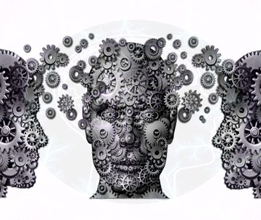 Bilimsel, kültürel ya da toplumsal bir bakış açısını ve sistematik bir düşünce tarzını tanımlamak için kullanılan "paradigma" kavramı, son yıllarda felsefe, sosyoloji ve bilimsel alanlarda sıkça karşımıza çıkan bir terimdir. Özellikle bilimsel araştırmaların temelini oluşturan bu kavram, bir düşünme biçiminin ve sorunlara yaklaşımın temelini atmaktadır. Paradigma, sadece bilim insanlarının veya akademisyenlerin değil, genel halkın da dünya görüşünü şekillendiren bir anlayış biçimidir. Konulu bir haber görseli.