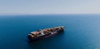 Ticaret, tarih boyunca ekonominin temel taşlarından biri olmuştur. Ancak, ticaretin geleneksel biçiminden farklı olarak, son yıllarda "parasız ticaret" kavramı da giderek daha fazla duyulmaya başlanmıştır. Parasız ticaret, temelde para kullanılmadan, karşılıklı mal veya hizmet değişimi yapılmasıdır. Bu ticaret türü, geleneksel para bazlı ticaretin dışında bir alternatif sunar ve özellikle kriz dönemlerinde, sınırlı kaynağa sahip olanlar için oldukça önemli bir seçenek haline gelir. Bu yazıda, parasız ticaretin ne olduğunu, nasıl işlediğini ve modern dünyadaki yerini inceleyeceğiz. Konulu bir haber görseli
