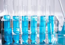 Uygulamalı bilimler, teorik bilgilere dayalı olarak elde edilen bilgilerin pratikte nasıl kullanılacağını ve toplumların günlük yaşamlarında nasıl işe yaradığını inceleyen bir bilim dalıdır. Temelde doğa bilimleri, mühendislik, tıp, tarım, eğitim ve daha pek çok alanda teorik bilgilerin uygulamalı bir şekilde hayata geçirilmesini hedefler. Uygulamalı bilimler, bilimin soyut verilerini, somut çözümler haline getiren ve insanların yaşam kalitesini artırmayı amaçlayan bir disiplindir. Bu alanın gelişmesi, bilimsel bilgilerin pratikte nasıl kullanılacağı konusunda önemli katkılar sağlar ve bu bilgilerle birçok toplumsal sorun çözülür. Konulu bir haber görseli.