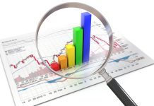 Veri analizi, bir araştırma ya da çalışma sürecinde toplanan verilerin anlamlı sonuçlar çıkarmak amacıyla incelenmesi ve yorumlanması sürecidir. Bu süreç, ham verilerin anlamlı bilgiye dönüştürülmesini sağlar. Günümüzde, özellikle dijitalleşen dünyada, veri analizi çok çeşitli alanlarda kritik bir rol oynamaktadır. İşletmeler, sağlık sektörü, eğitim, ekonomi, sosyal bilimler gibi birçok alanda veri analizi kullanılarak kararlar alınmakta ve stratejiler belirlenmektedir. Konulu bir haber görseli.