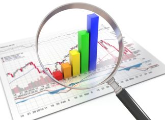 Veri Analizi Nedir ve Nasıl Yapılır Veri analizi, bir araştırma ya da çalışma sürecinde toplanan verilerin anlamlı sonuçlar çıkarmak amacıyla incelenmesi ve yorumlanması sürecidir. Bu süreç, ham verilerin anlamlı bilgiye dönüştürülmesini sağlar. Günümüzde, özellikle dijitalleşen dünyada, veri analizi çok çeşitli alanlarda kritik bir rol oynamaktadır. İşletmeler, sağlık sektörü, eğitim, ekonomi, sosyal bilimler gibi birçok alanda veri analizi kullanılarak kararlar alınmakta ve stratejiler belirlenmektedir. Konulu bir haber görseli.